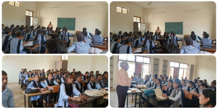 जैव उर्वरकों से फसल उत्पादन में वृद्धि का तकनीकी प्रशिक्षण दिया गया।