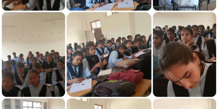 जैविक खेत का विकास एवं मिट्टी को जैविक मिट्टी में बदलने का प्रशिक्षण दिया गया।