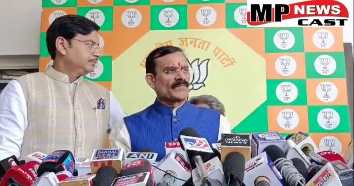 जम्मू कश्मीर की विधानसभा में धारा 370 को लेकर हुए विवाद पर भाजपा प्रदेश अध्यक्ष का बयान, कहा यह कांग्रेस और नेशनल कांफ्रेंस का राष्ट्र विरोधी एजेंडा। VIDEO