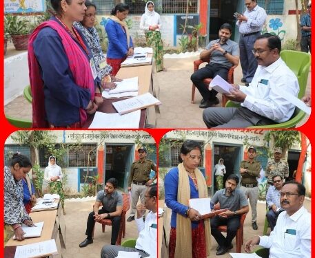 कमिश्नर श्री अभय वर्मा ने मतदान केंद्रों का किया निरीक्षण मतदान केन्द्रों में चल रहे विशेष संक्षिप्त पुनरीक्षण कार्य का लिया जायजा, दिए जरूरी निर्देश