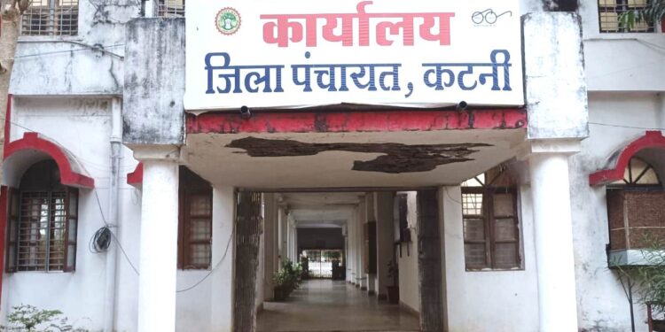 खरीफ विपणन वर्ष 2024- 25 हेतु जिले के आठ उपार्जन केंद्रों के संचालन हेतु महिला स्वसहायता समूहों के आवेदन पत्र आमंत्रित  धान उपार्जन कार्य में महिलाओं की भागीदारी सुनिश्चित कराने जिला पंचायत के सीईओ के निर्देश पर पात्रता के मापदंडों पर खरे उतरने वाले महिला स्व सहायता समूह को मिलेगी जिम्मेदारी