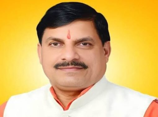 मुख्यमंत्री स्वेच्छानुदान मद से तीन प्रकरणों में 1 लाख रुपये की आर्थिक सहायता स्वीकृत  बड़वारा विधायक श्री धीरेन्द्र बहादुर सिह की अनुशंसा पर हितग्राहियों के उपचार के लिये मिली आर्थिक सहायता