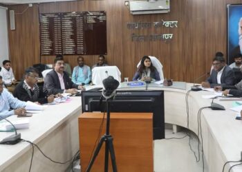 कलेक्टर सुश्री बाफना ने संस्था रिछोदा के समिति प्रबंधक की सेवा समाप्ति के निर्देश दिये