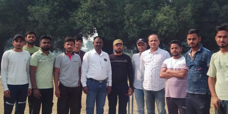 सिलौंडी में आज 3 दिसंबर को अयान क्रिकेट प्रतियोगिता का फाइनल मुकाबला सम्राट इलेवन सिहोरा और संतोष इलेवन