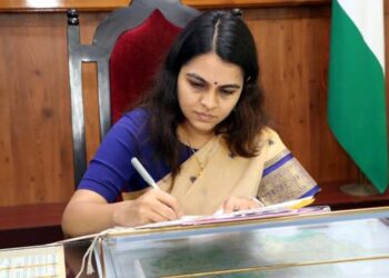 “बड़ी कार्यवाही”  जॉय किड्स ऐकेडमी शुजालपुर पर एक लाख रूपये का अर्थदण्ड…!