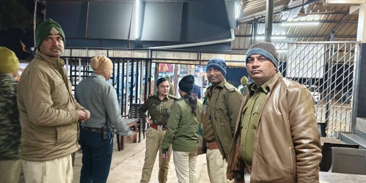 *सीएसपी कटनी ने होटल-ढाबों में अवैध गतिविधियों पर रोकथाम एवं सड़क सुरक्षा हेतु चलाया विशेष अभियान* देखे VIDEO