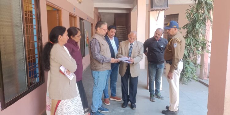 राज्य पात्रता परीक्षा (सेट) का आयोजन 15 दिसंबर को,संभागीय पर्यवेक्षक राजकुमार पाठक ने परीक्षा केंद्रों का किया निरीक्षण,जिले में बनाए गए हैं आठ परीक्षा केंद्र