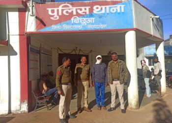 बिछुआ थाना प्रभारी महेंद्र भगत ने पॉक्सो एक्ट के 2 वर्ष से फरार 5 हजार के इनामी आरोपी को दूसरे राज्य से किया गिरफ्तार!! थाना प्रभारी महेंद्र भगत की कुशल कार्यशेली व कड़कता से अपराधियों मे हड़कंप!!* *