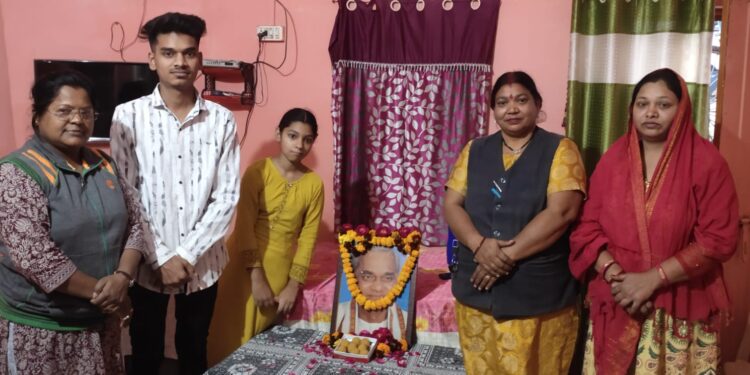 पूर्व प्रधानमंत्री अटल जी की 100 वी जयंती फाइन वर्क समाज सेवी संस्था ने मनाई