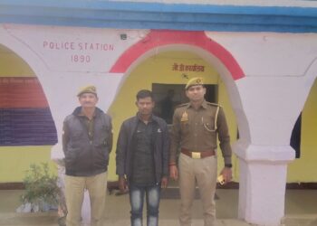 *थाना छिबरामऊ पुलिस द्वारा 01 नफर वांछित अभियुक्त को किया गिरफ्तार ।*