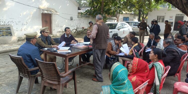 संपूर्ण थाना समाधान दिवस में पहुंची नव शिकायतें तीन का मौके पर हुआ निस्तारण