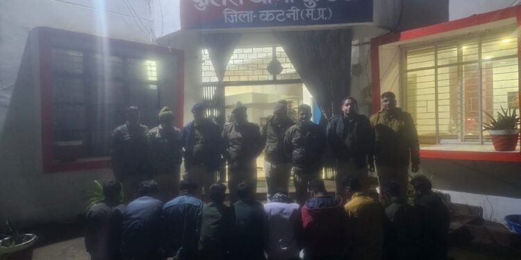 *जुआ खेलते 10 धराये* *कुठला पुलिस की कार्यवाही*