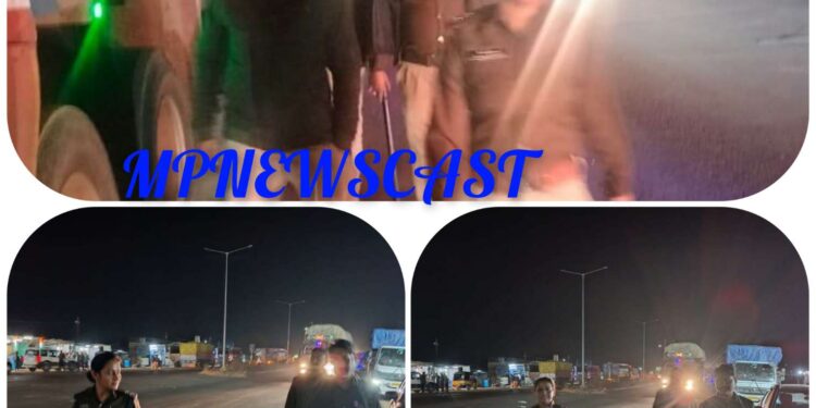 पुलिस चौकी झिंझरी प्रभारी प्रियंका राजपूत के नेतृत्व में पीरबाबा बाईपास से पड़ुआ तक हाइवे रोड पेट्रोलिंग एवं वाहन चेकिंग अभियान चलाया गया