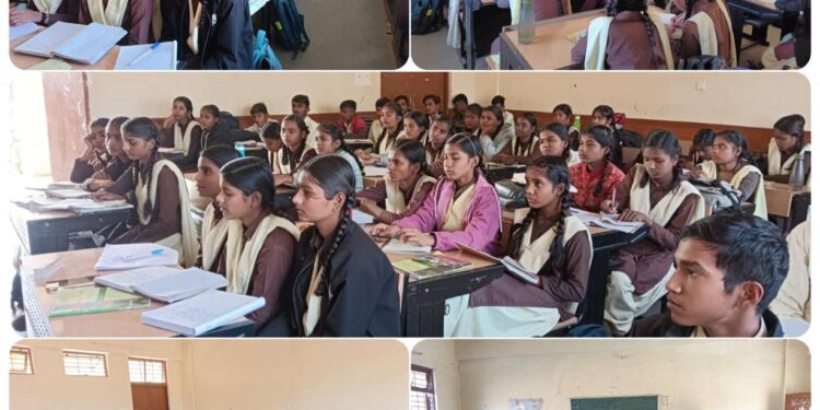 विद्यार्थियों को जीरो बजट फार्मिंग कम लागत तकनीकी का प्रशिक्षण दिया गया।