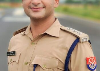 IIT की छात्रा ने ACP मोहसिन खान पर शादी का झांसा देकर  दुष्कर्म करने का आरोप लगाया है VIDEO