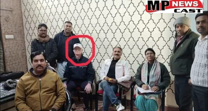 जनपद पंचायत के सीईओ भूर सिंह रावत को सागर लोकायुक्त पुलिस ने 20 हजार रुपए की रिश्वत लेते रंगे हाथों किया गिरफ्तार