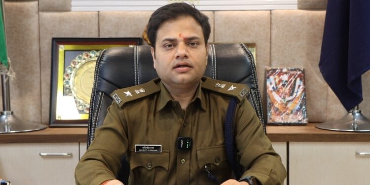 पुलिस ने चंद घंटो में किया हत्या के आरोपियों को गिरफ्तार पुलिस अधीक्षक अभिजीत कुमार रंजन देखिऐ  VIDEO