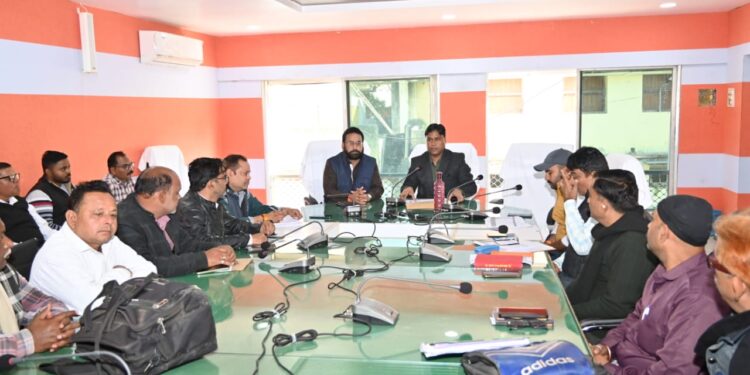 14 दिसंबर को नेशनल लोक अदालत में अधिकतम कर वसूली कर बनाये नया रिकॉर्ड राजस्व विभाग की बैठक हुई संपन्न