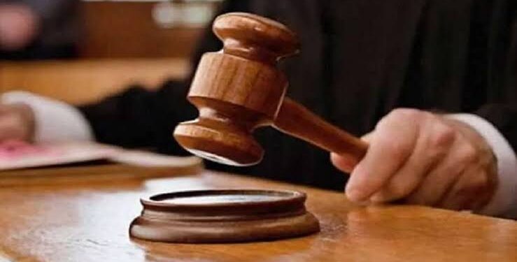 महिला के घर में घुसकर अश्लील कृत्य करने वाले आरोपी को तीन वर्ष के सश्रम कारावास का मिला दण्डघ तथा लगाया गया जुर्माना