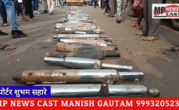 *ध्वनि प्रदूषण रोकने पुलिस ने साइलेंसर को रोलर से दबाकर किया नष्ट…*