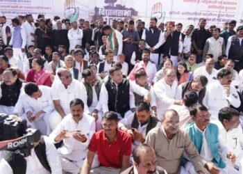 मायूस हुए कार्यकर्ता, मंच से गिरफ्तार हुए कांग्रेसी बिना विधानसभा घेराव किए खत्म हुआ प्रदर्शन