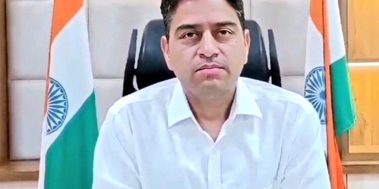 कलेक्टर श्री यादव ने नागरिकों को गणतंत्र दिवस की दी शुभकामनाएं