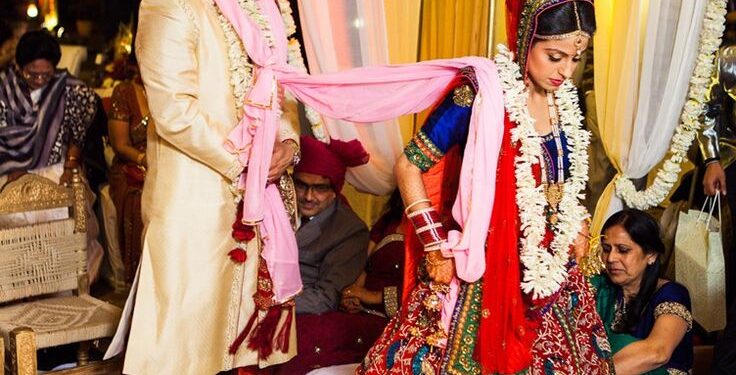 एक ही गोत्र में शादी-विवाह करने का क्यों होता आया है विरोध ❓ आदमी को तीन गोत्र छोड़ कर ही विवाह करना चाहिए.