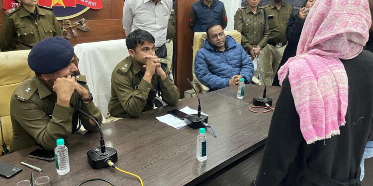 पुलिस ने नाबालिगों में अपराध एवं नशे के ओर रूझान की रोकथाम हेतु शुरू किया”वर्दी से जागी नई उम्मीद” अभियान।