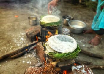 मकर संक्रांति पर्ब पर खिचड़ी क्यों बनाई जाती है….❓️❓  2 मिनट समय निकालकर अंत तक अवश्य पढ़े…. 🧵