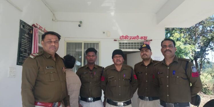 पुलिस चौकी सिलौडी थाना ढीमरखेडा द्वारा अवैध हथियार रखने वालो पर बड़ी कार्यवाही