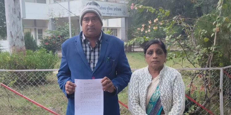 पुलिस अधीक्षक से शास.शहीद भगतसिंह महाविद्यालय पिपरिया के प्रभारी प्राचार्य वर्मा ने लगाई जान की सुरक्षा की गुहार,कॉलेज में प्रभारी प्राचार्य पद को लेकर खींचतान जारी,भाजपा नेता नागपाल सहित साथियों पर मारपीट का गंभीर आरोप.. वीडियो