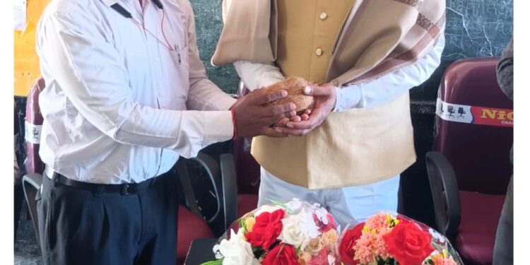 रीठी महाविद्यालय में आज हर्षोल्लाह के साथ शहीद दिवस मनाया गया,,