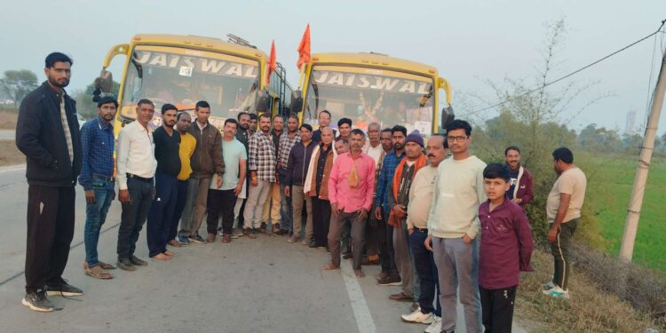 प्रयागराज से 113 यात्रियों का दल सकुशल सिलौंडी पहुंचा