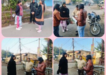*शहर की सफाई व्यवस्था में कसावट लाने कड़ाके की ठंड की परवाह किये बिना फील्ड में उतरी निगमायुक्त प्रीति यादव*