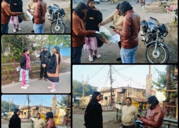 *शहर की सफाई व्यवस्था में कसावट लाने कड़ाके की ठंड की परवाह किये बिना फील्ड में उतरी निगमायुक्त प्रीति यादव*  *सुबह 6 बजे आकस्मिक रूप से पहुंची निगमायुक्त ने क्षेत्र के वार्डों में देखी सफाई व्यवस्था*