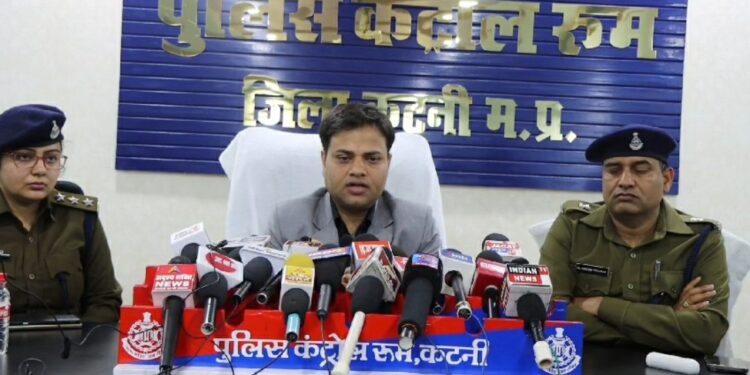 पुलिस नें अवैध मादक पदार्थ गांजा का कुल वजन 71 किलो 400 ग्राम कीमती लगभग 10 लाख 71 हजार रू. एवं एक मारुती स्विफ्ट डिजायर