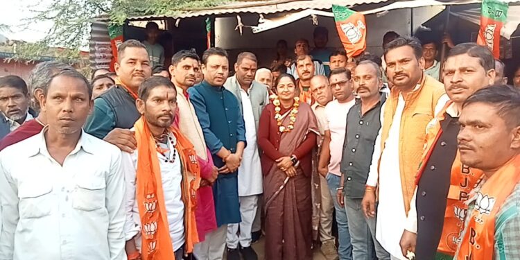 सिलौंडी मंडल में राज्य मंत्री प्रतिमा सिंह बागरी का भव्य स्वागत हुआ