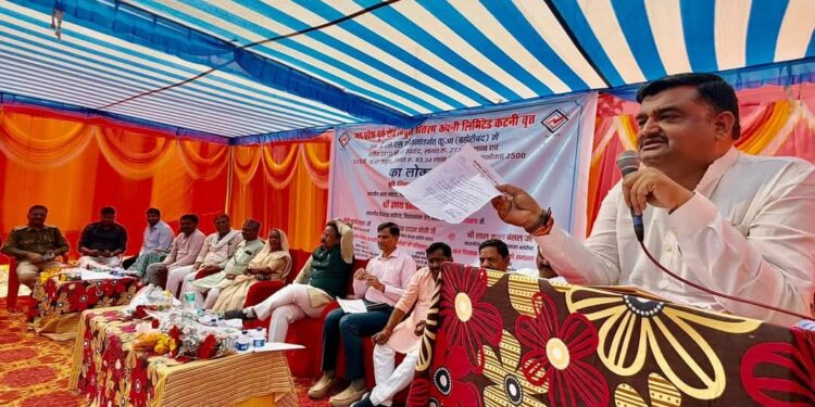 सर्वे में बेहतर प्रदर्शन में टॉप टेन में बहोरीबन्द विधायक, कर रहे किसानों की समस्या दूर