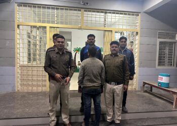 पुलिस थाना रीठी द्वारा अवैध मादक पदार्थ गांजा के साथ आरोपी को किया गिरफ्तार