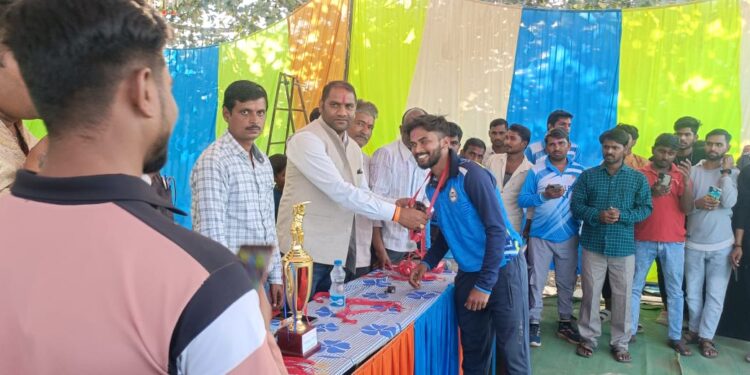 गोपालपुर ने 29 रन से मैच जीतकर ट्राफी में कब्जा जमाया