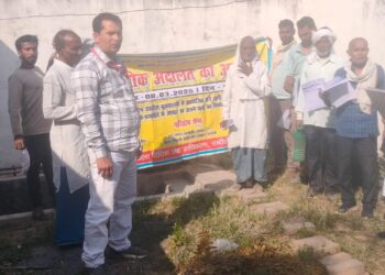 जिला विधिक सेवा प्राधिकारण चंदौली राष्ट्रीय लोक अदालत का मुड़हुआ दक्षिणी में लगाया गया शिविर