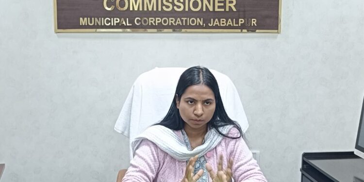 *राजस्व वसूली का टारगेट पूरा करने अब मात्र 34 दिन शेष : निगमायुक्त प्रीति यादव ने राजस्व अमले को सख्ती से वसूली करने दिये निर्देश*