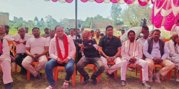 चकिया विधानसभा क्षेत्र ३८३सु के अन्तर्गत ग्राम सभा सोनहुल में समाजवादी पार्टी के तहत पी डी ए जनचौपाल लगाया गया