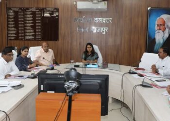 नकली खाद,बीज एवं दवाई विक्रेताओं पर कार्रवाई निरंतर जारी रखे-कलेक्टर सुश्री बाफना.खरीफ 2025 की तैयारी की समीक्षा”