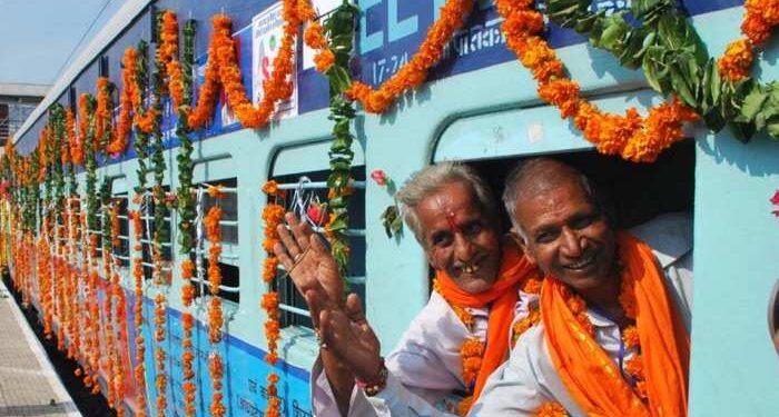 *मुख्यमंत्री तीर्थदर्शन योजनान्तर्गत जिले के 200 वरिष्ठ नागरिक शनिवार को होंगे रवाना*  *कटनी मुख्य स्टेशन से भारत गौरव स्पेशल ट्रेन से रामेश्वरम के लिए रवाना होंगे तीर्थ यात्री*  *तीर्थयात्रियों को दोपहर 12 बजे पहुंचना होगा कटनी मुख्य रेल्वे स्टेशन*