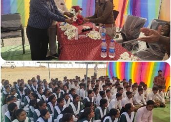 जिले की शालाओं में आयोजित किया जा रहा है करियर मेला।