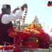 भोपाल मंत्री विश्वास सारंग ने की प्रयागराज महाकुंभ गंगाजल वितरण की शुरुआत, घर-घर किया वितरित, लोगों ने पुष्प वर्षा कर किया स्वागत