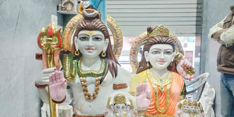 भगवान शिव परिवार प्राण प्रतिष्ठा का पांच दिवसीय कार्यक्रम 3 मार्च से शहर के मां शारदा देवी मंदिर के प्रांगण में आयोजित होगा धार्मिक कार्यक्रम