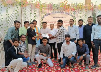 छात्र छात्राओं ने दी सांस्कृतिक प्रस्तुतियां, उत्कृष्ट प्रदर्शन करने वाले विद्यार्थियों को किया पुरूस्कृत  उमरियापान महाविद्यालय में आयोजित किया गया वार्षिक स्नेह सम्मेलन कार्यक्रम