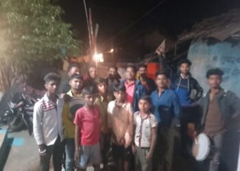 भारत की चैंपियन ट्राफी की जीत सिलौंडी में मनाया उत्सव